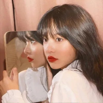 在这里